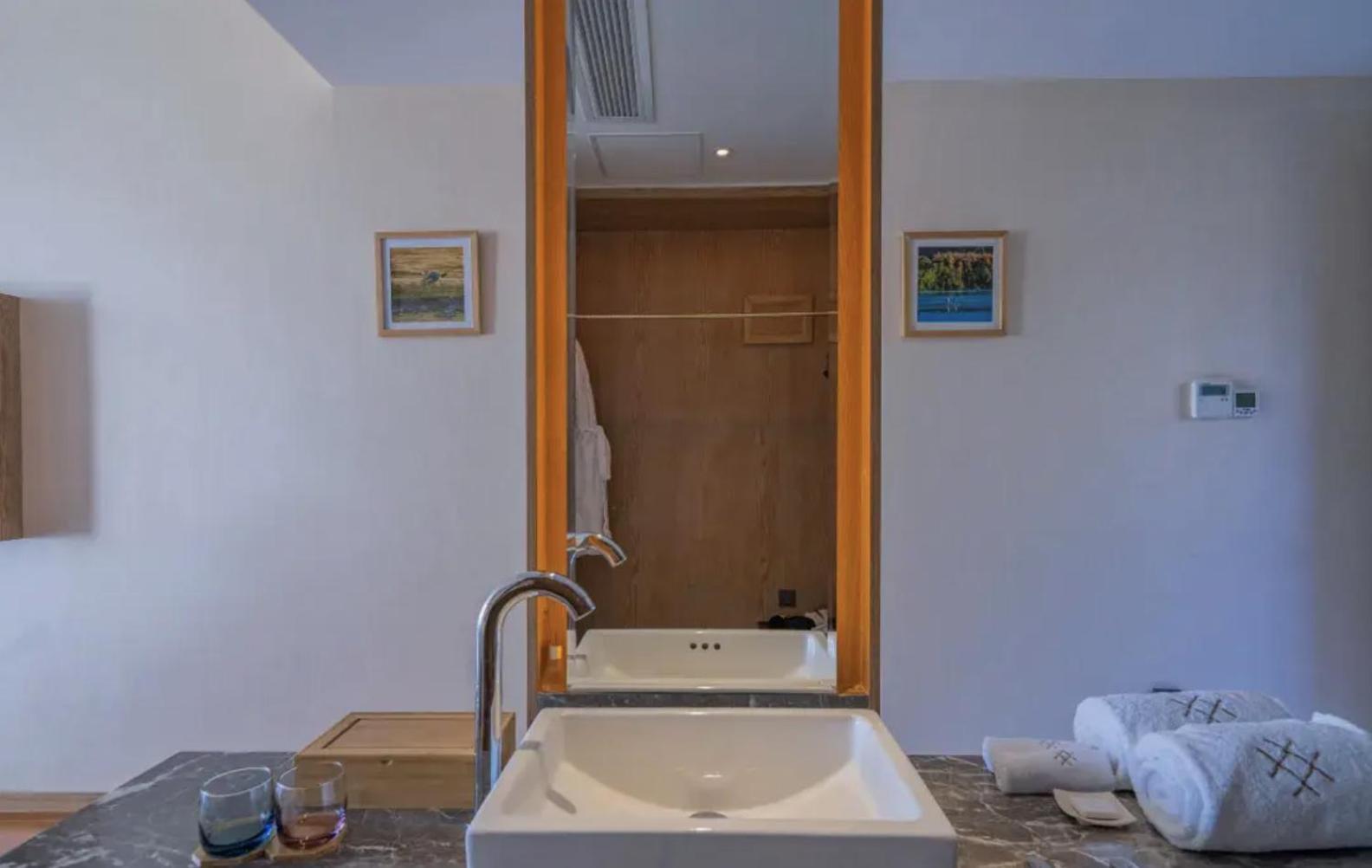 Hong Long Jing Hotel Đại Lý Ngoại thất bức ảnh