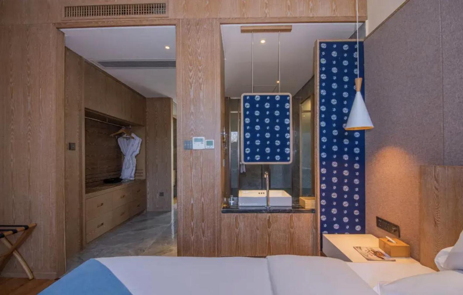Hong Long Jing Hotel Đại Lý Ngoại thất bức ảnh